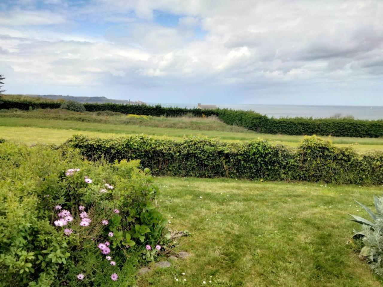 Bienvenue Au Studio L'Escale Bleue Avec Vue Mer Et Sur Le Cap Frehel Saint-Cast-le-Guildo Exteriér fotografie